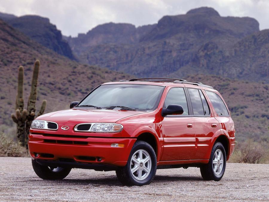  Oldsmobile Bravada 2001 года  (фото 2 из 16)